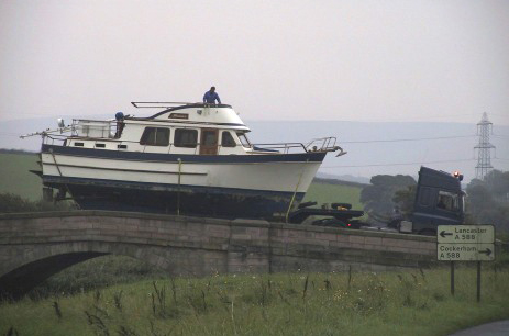 Hamar crosses the River Conder